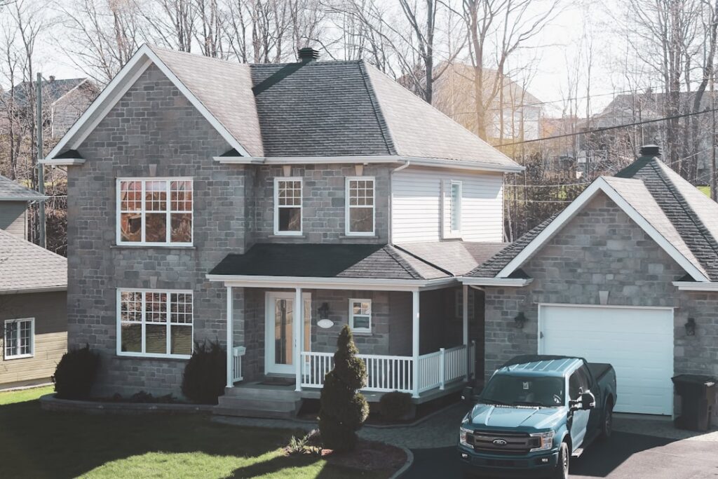 Eva Jinek woont in luxe tussen stad en strand